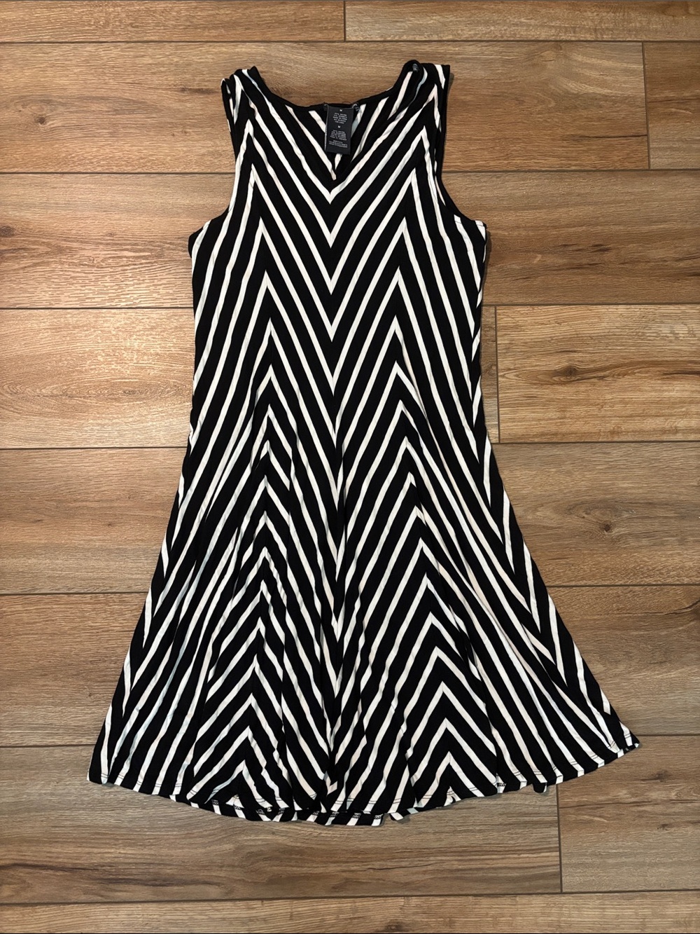 Chelsea & Theodore Black & White Chevron Fit-and-Flare Dress